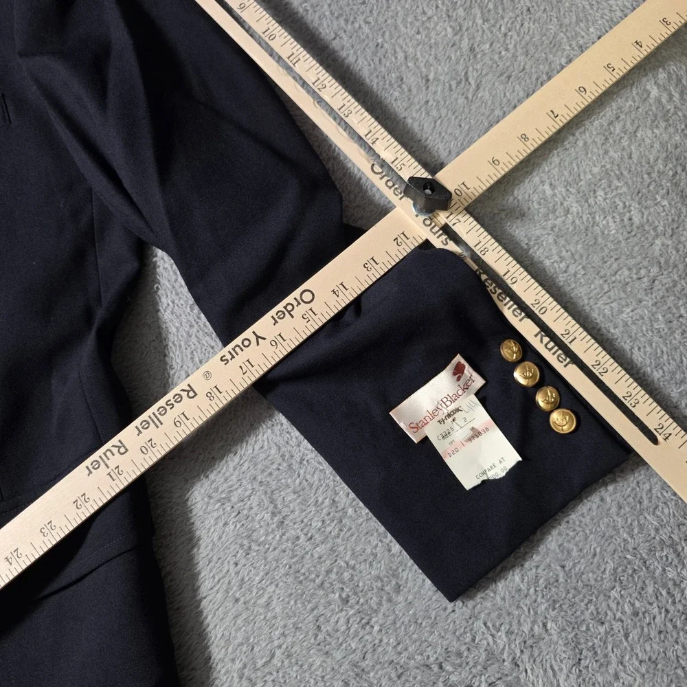 Stanley Blacker Mens 44 Navy Blue Blazer Gold Crest Buttons Vintage Made in USA